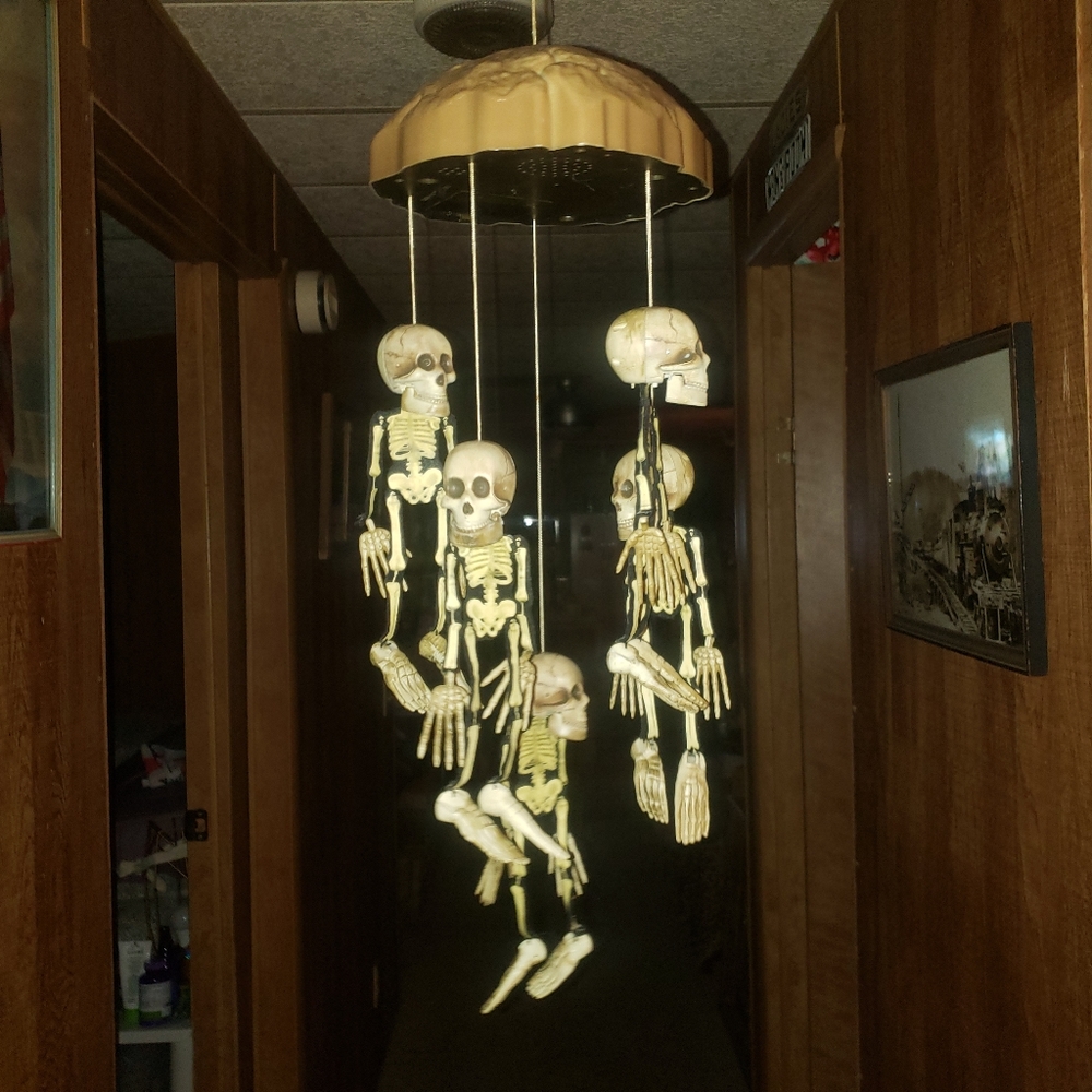 Gemmy (5) Hanging Dancing Skeletons - Shakes, Lights Up and Makes Sounds